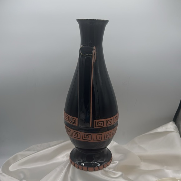 Frankoma V-13 Black Terra Cotta Handle Vase Signed Joniece Frank #872 - Picture 2 of 7